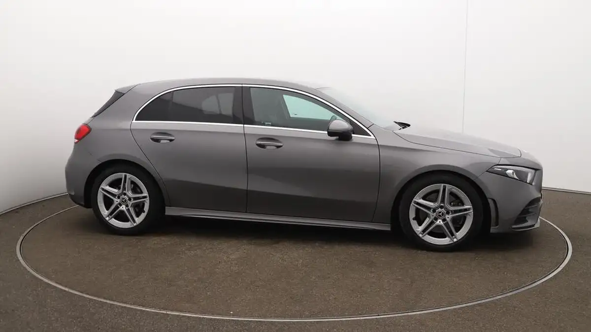 2021-mercedes-benz-a-class-20d-a220d-amg-line-hatchback-5d-big-48