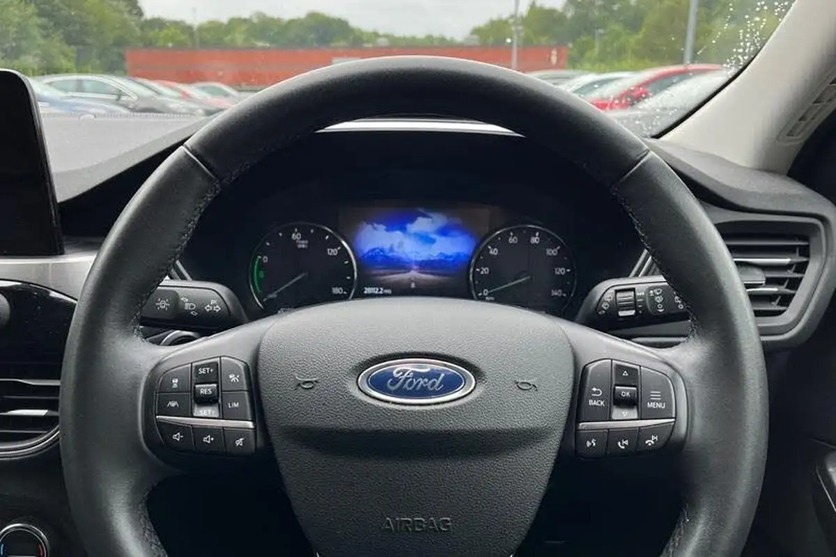 2020-ford-kuga-25t-titanium-first-edition-big-11