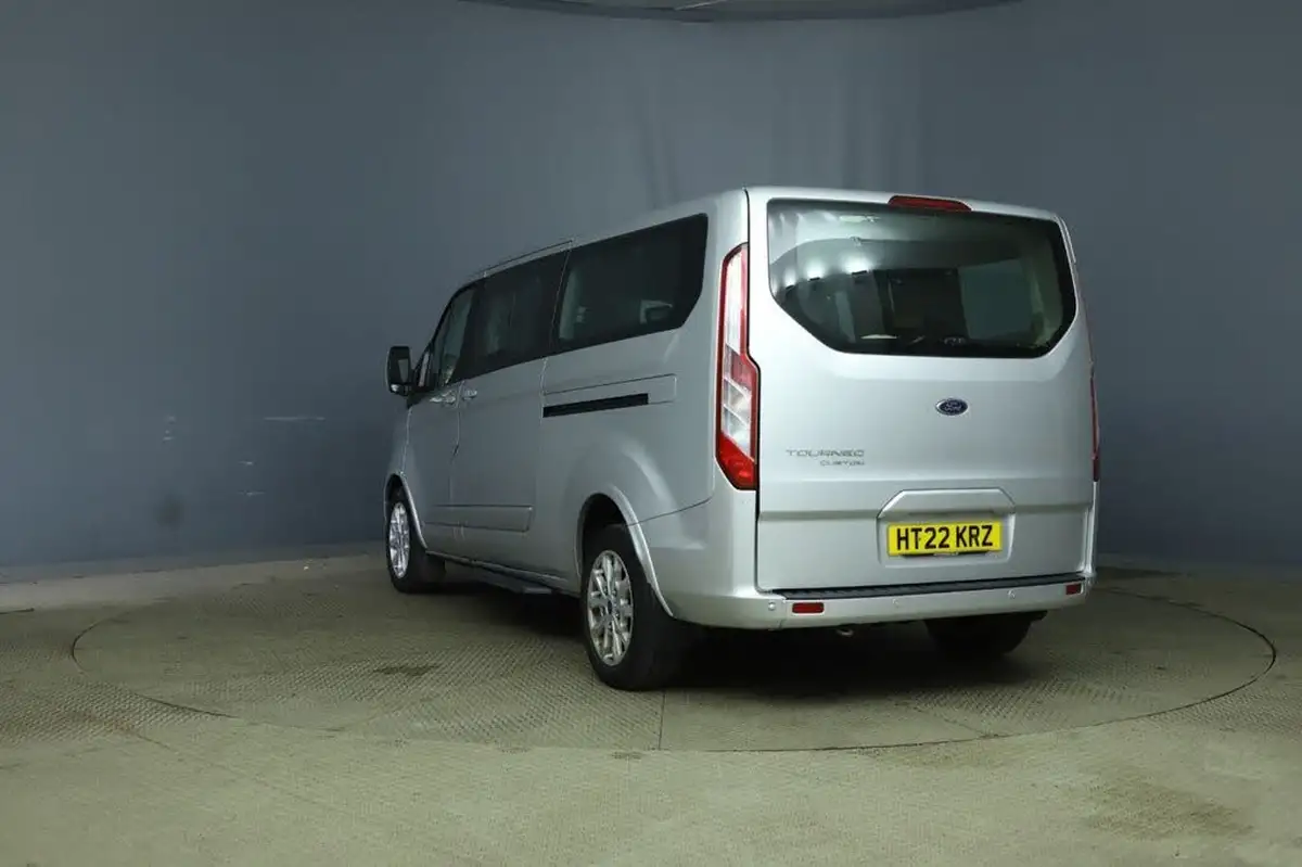 2022-ford-tourneo-custom-20tdci-320-l1-titanium-mhev-150pseu6dt-big-6