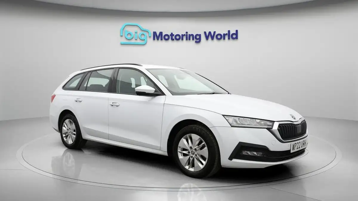 2022-skoda-octavia-10-tsi-se-technology-110ps-estate-big-1