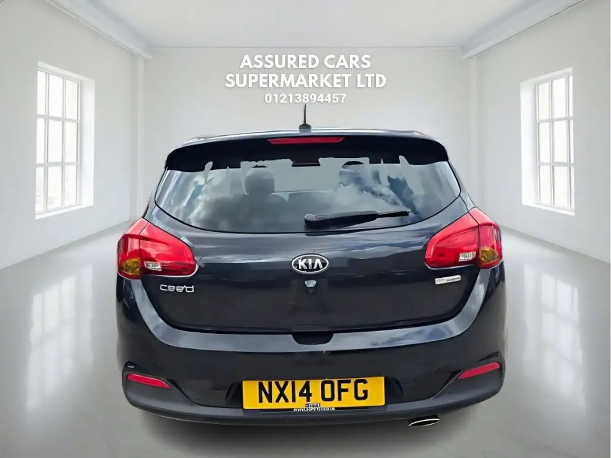 2014-kia-ceed-16crdi-3-isg-hatchback-big-11