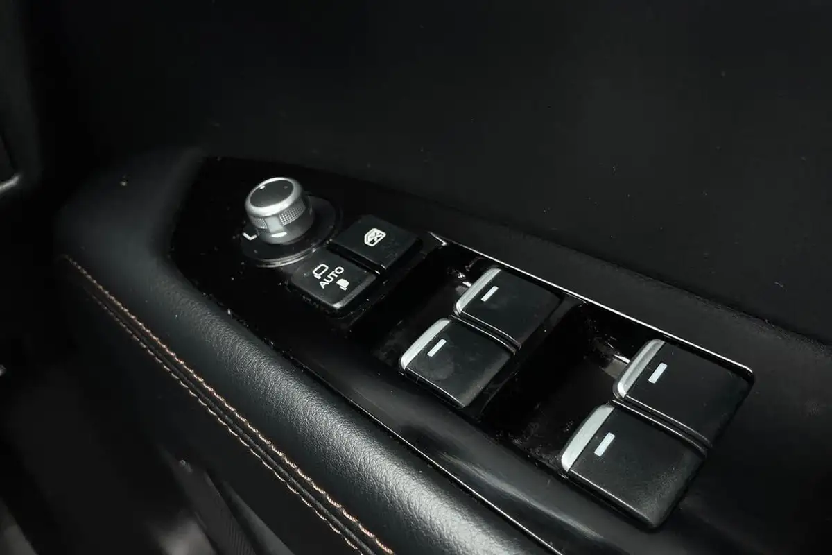2018-mazda-cx-5-20-sport-nav-auto-big-35