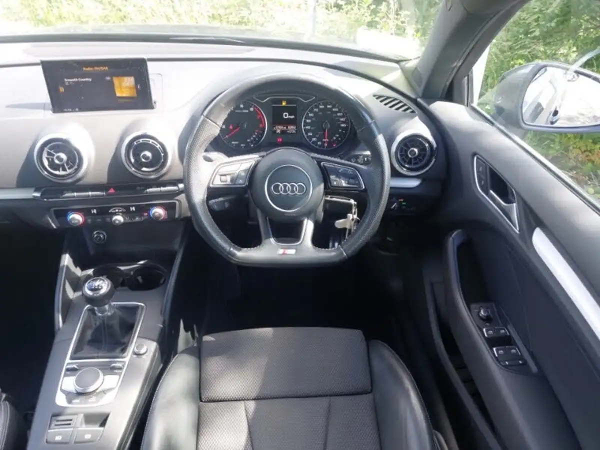 2019-audi-a3-10-30-tfsi-s-line-sportback-5d-big-6