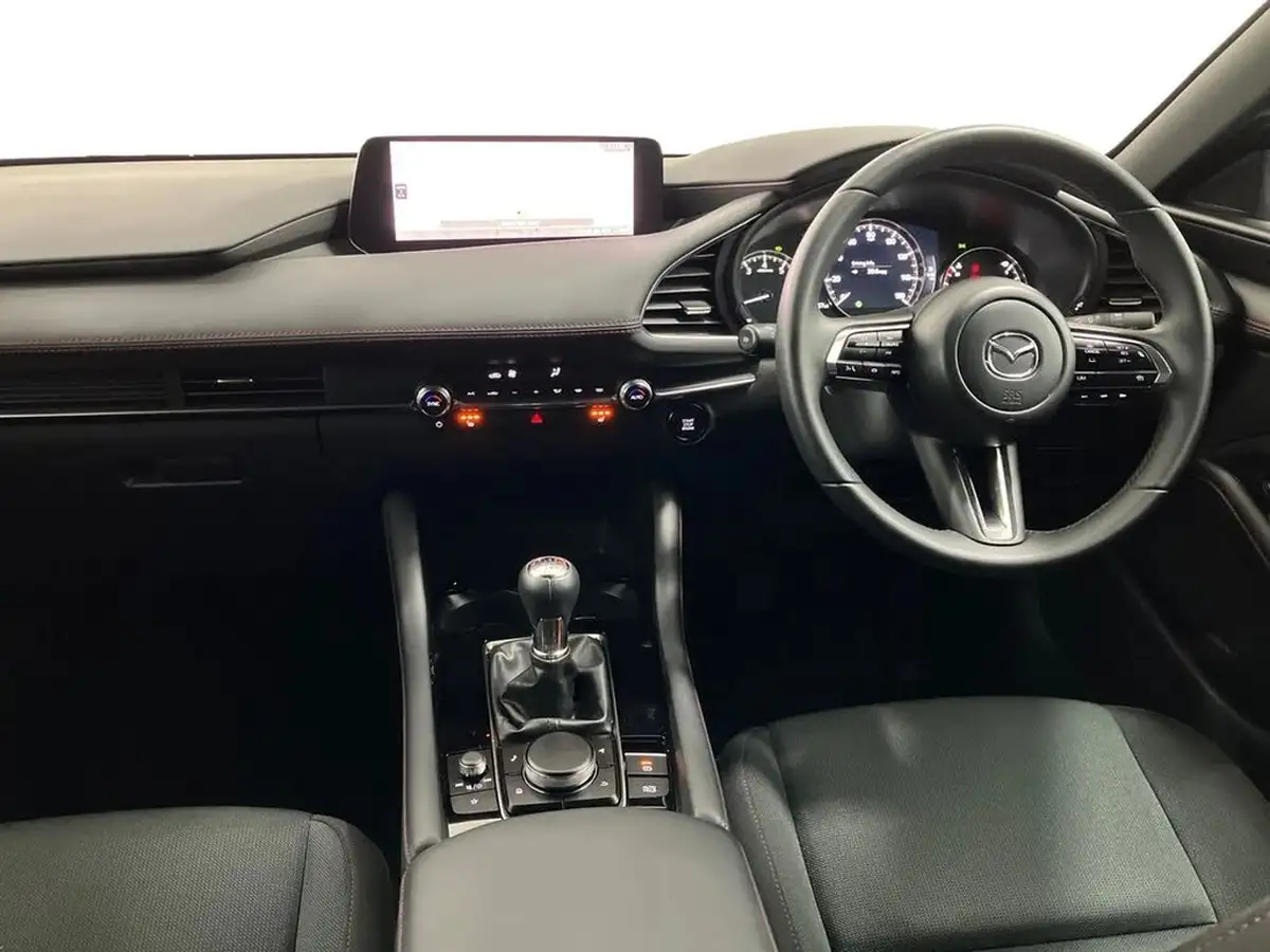 2024-mazda-mazda3-25-e-skyactiv-g-homura-big-9