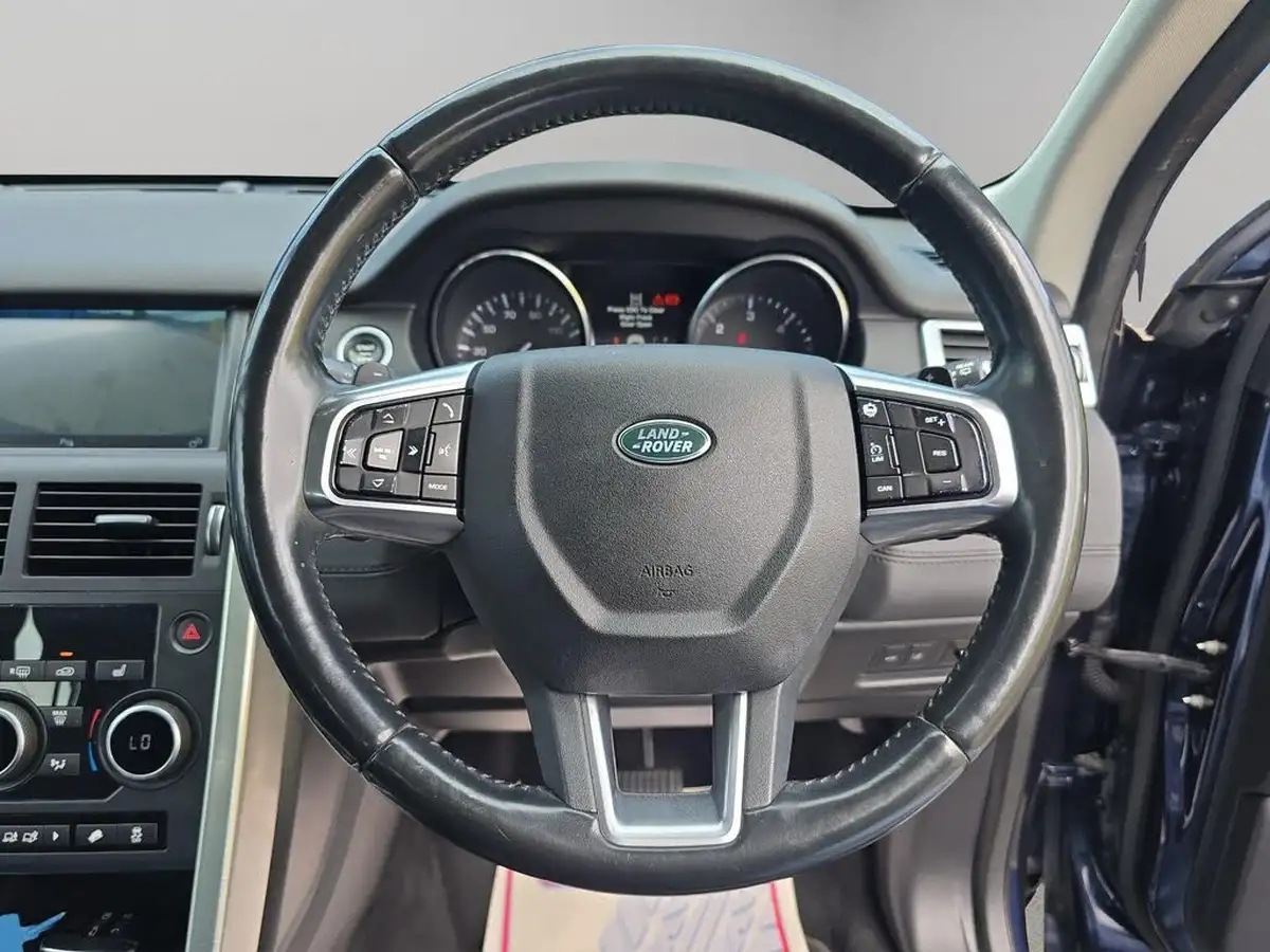 2015-land-rover-discovery-sport-22td-hse-awd-auto-big-19
