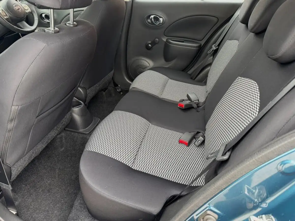 2017-nissan-micra-12-acenta-big-21