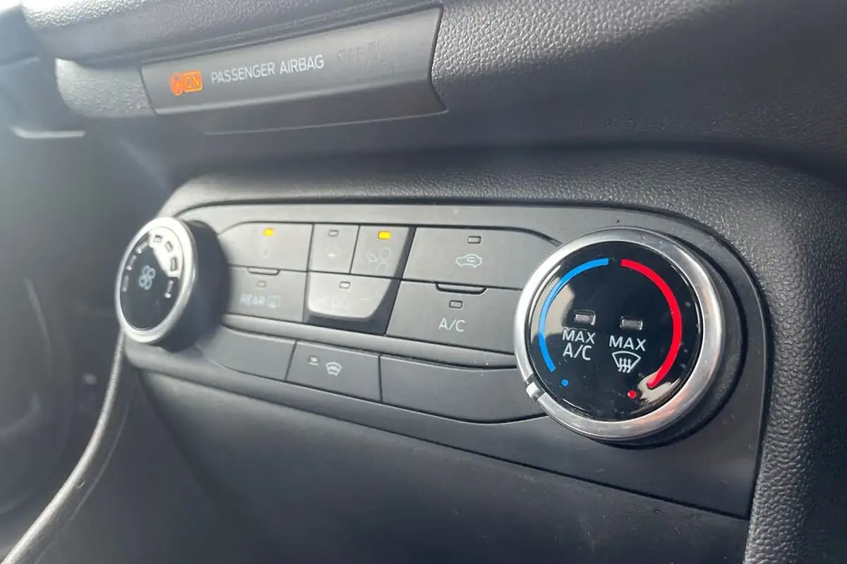 2020-ford-fiesta-10t-st-line-edition-125ps-5d-big-43