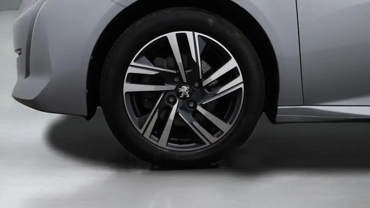 2023-peugeot-208-12-puretech-allure-premium-100ps-big-18