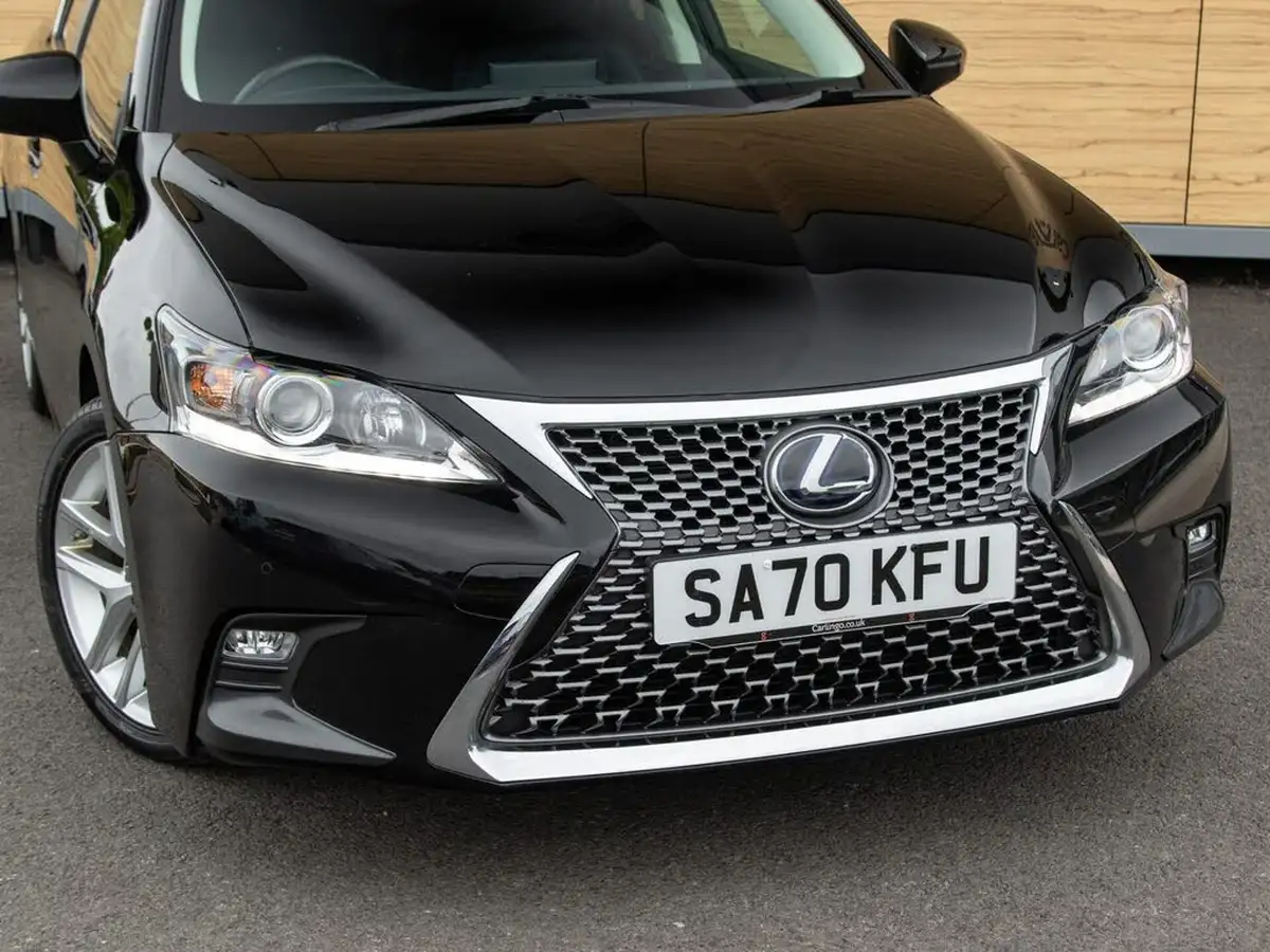 2020-lexus-ct-200h-18-ct-big-9
