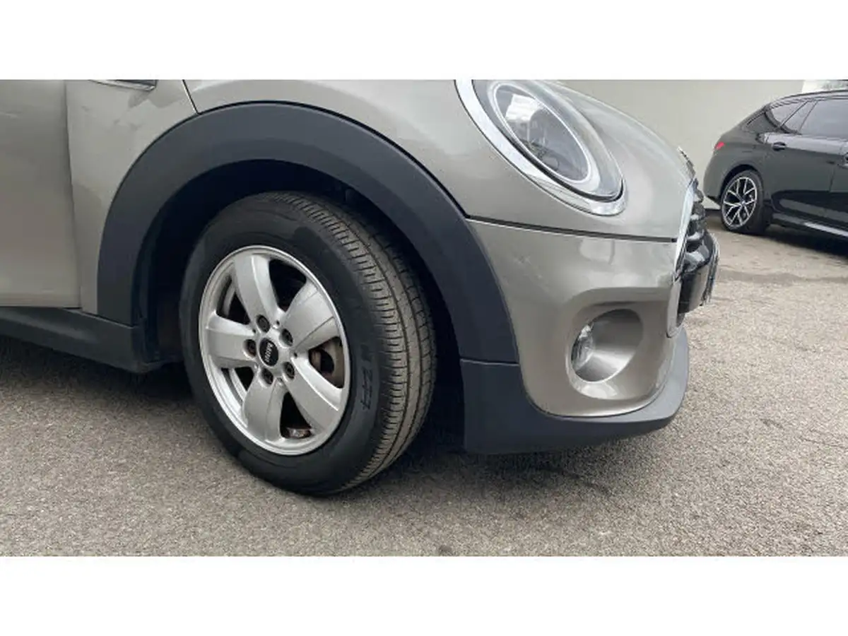 2019-mini-cooper-15-cooper-classic-hatchback-3d-auto-big-42