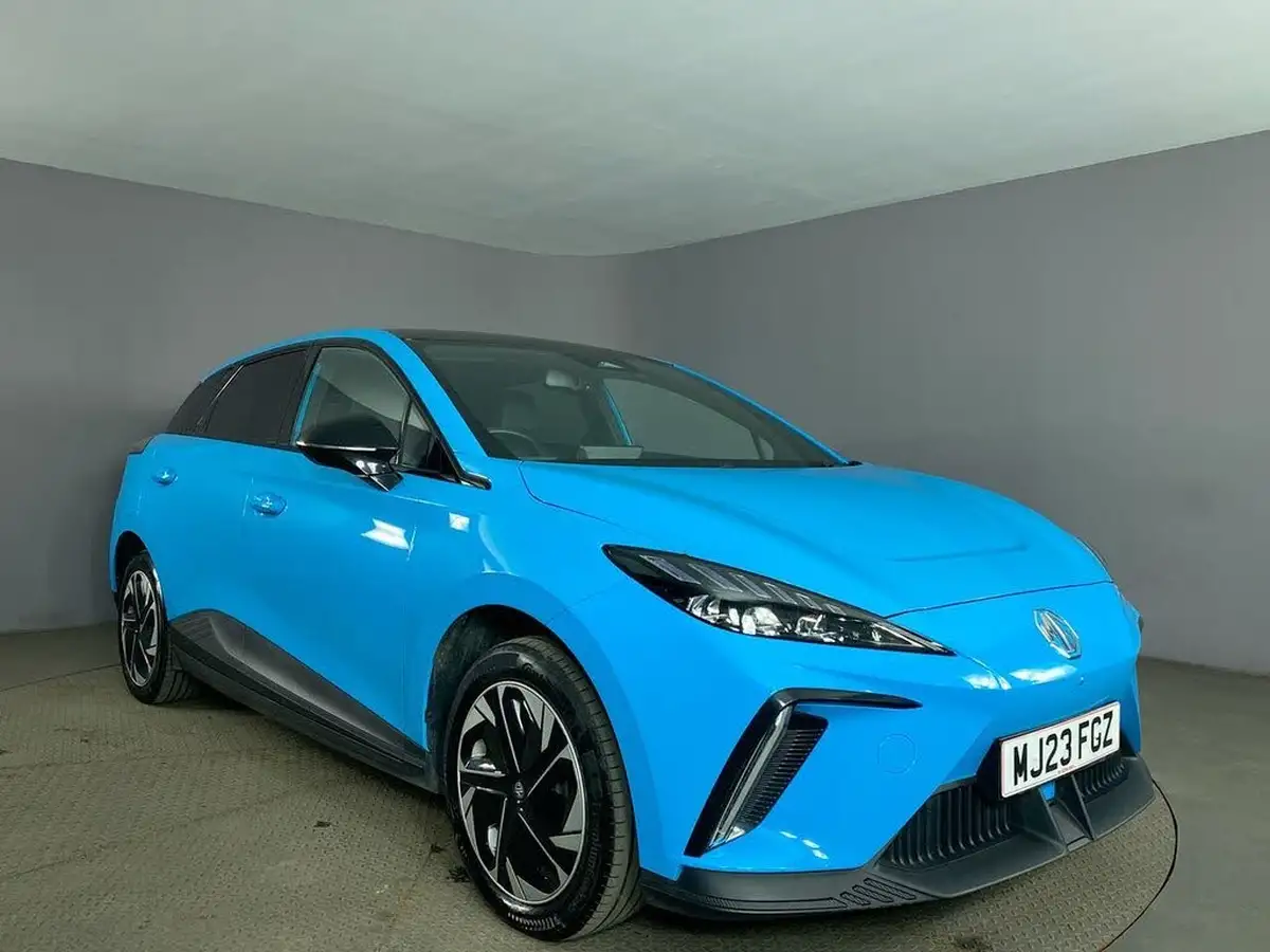 2023-mg-mg4-e-trophy-ev-203ps-long-big-8