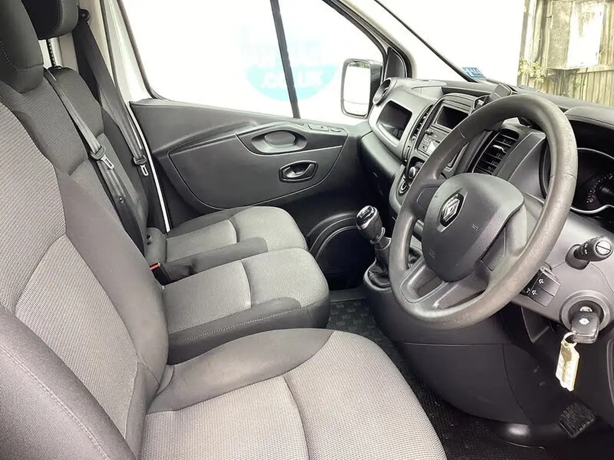 2020-renault-trafic-20dci-sl28-energy-120-business-big-21