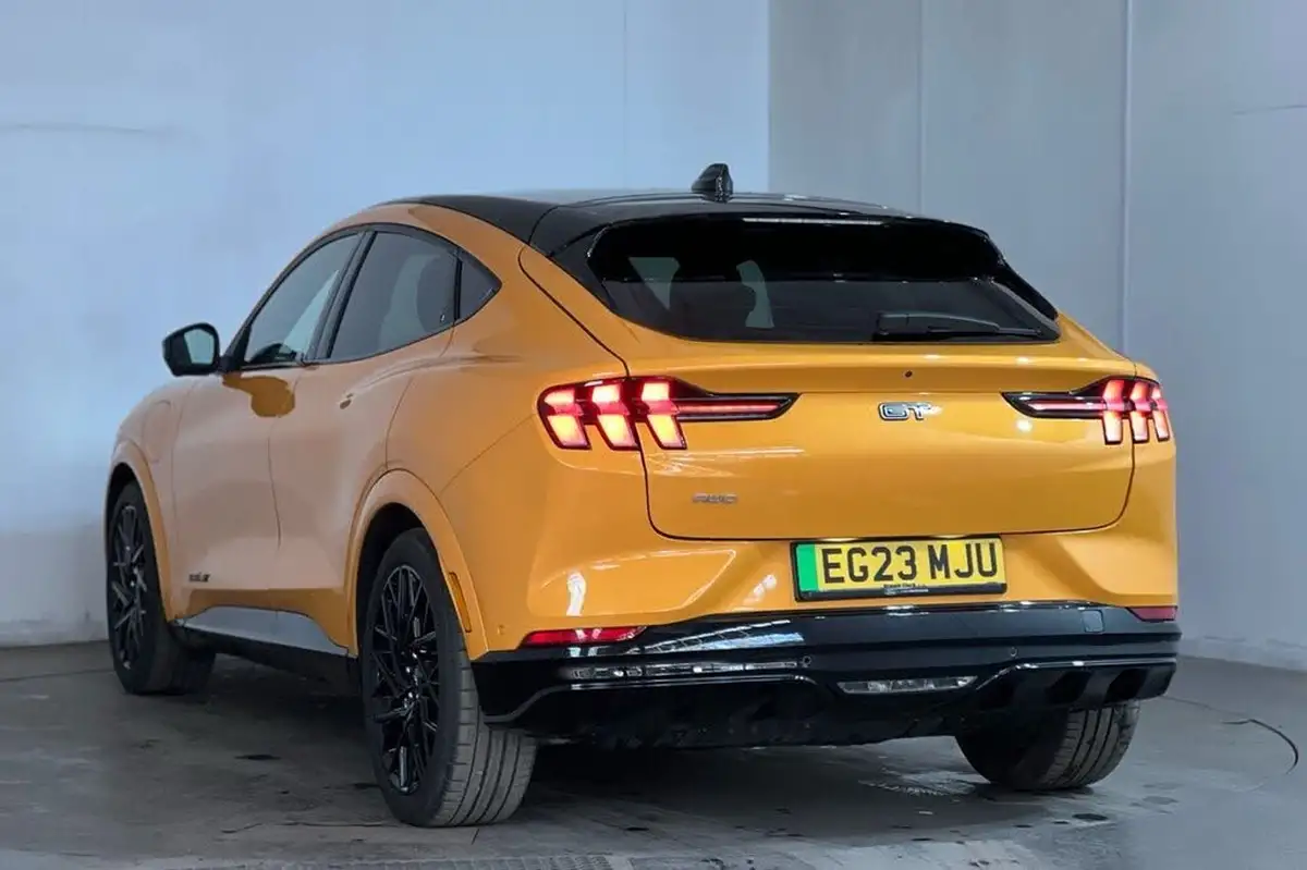 2023-ford-mustang-mach-e-e-gt-91-kwh-big-22