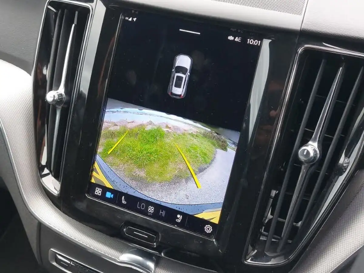 2021-volvo-xc60-20td-b4-r-design-awd-big-13