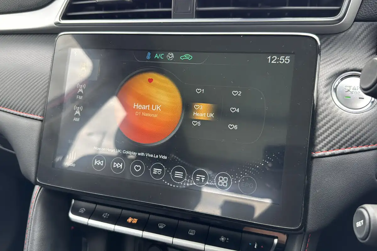 2021-mg-zs-suv-10t-gdi-exclusive-big-19