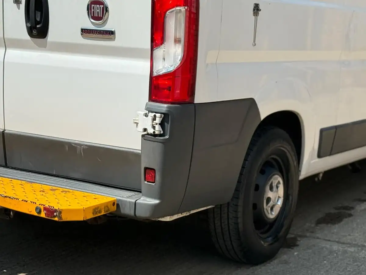 2017-fiat-ducato-20td-35-lh2-panel-big-29