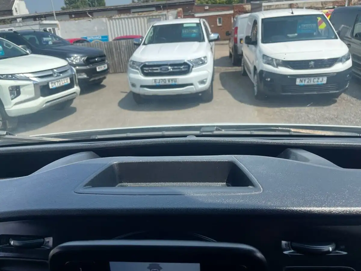 2022-ford-transit-20tdci-350-l3h3-leader-130pseu6dt-rwd-panel-van-big-39