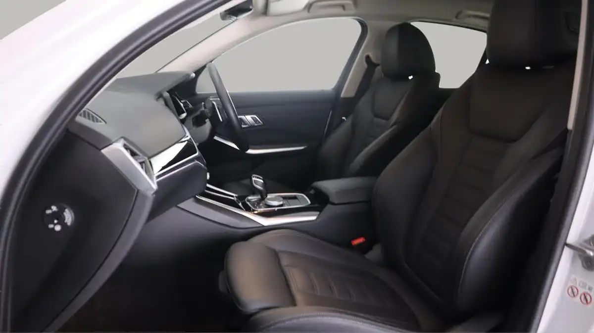 2021-bmw-3-series-20-330e-sport-pro-saloon-4d-big-14
