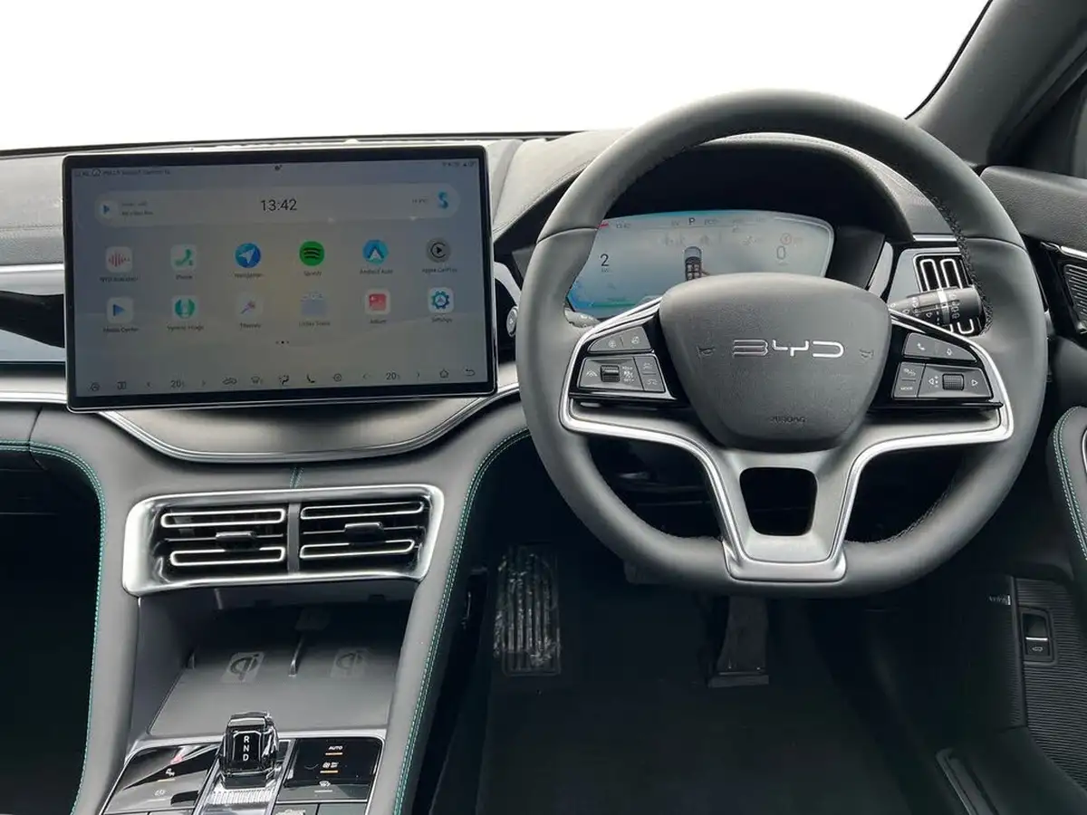 2025-byd-seal-15-comfort-big-15