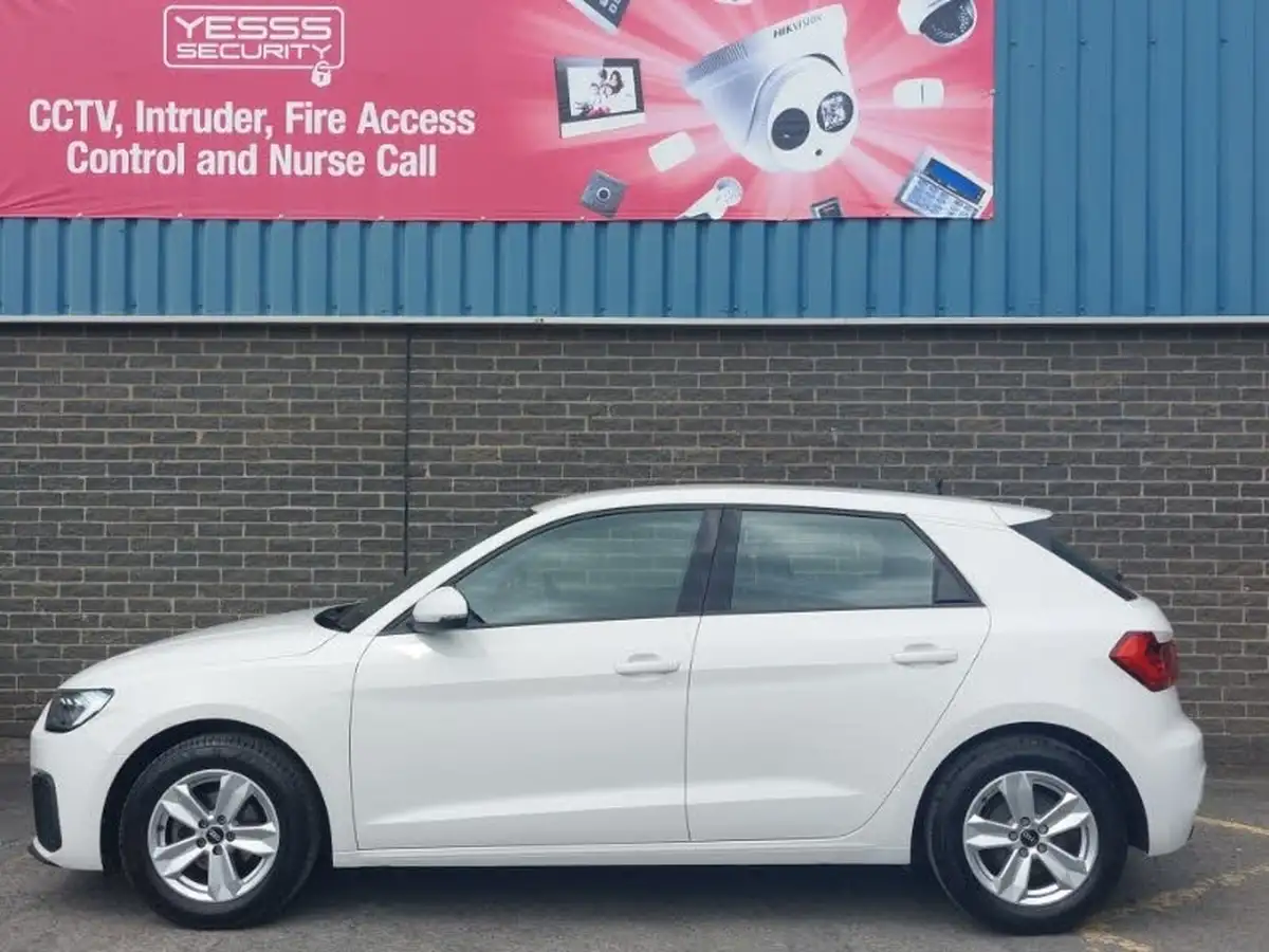 2021-audi-a1-10-25-tfsi-technik-big-3