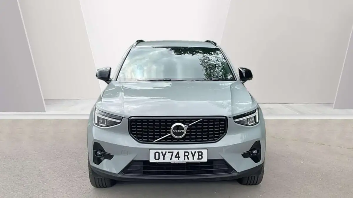2024-volvo-xc40-20-b4-plus-big-7