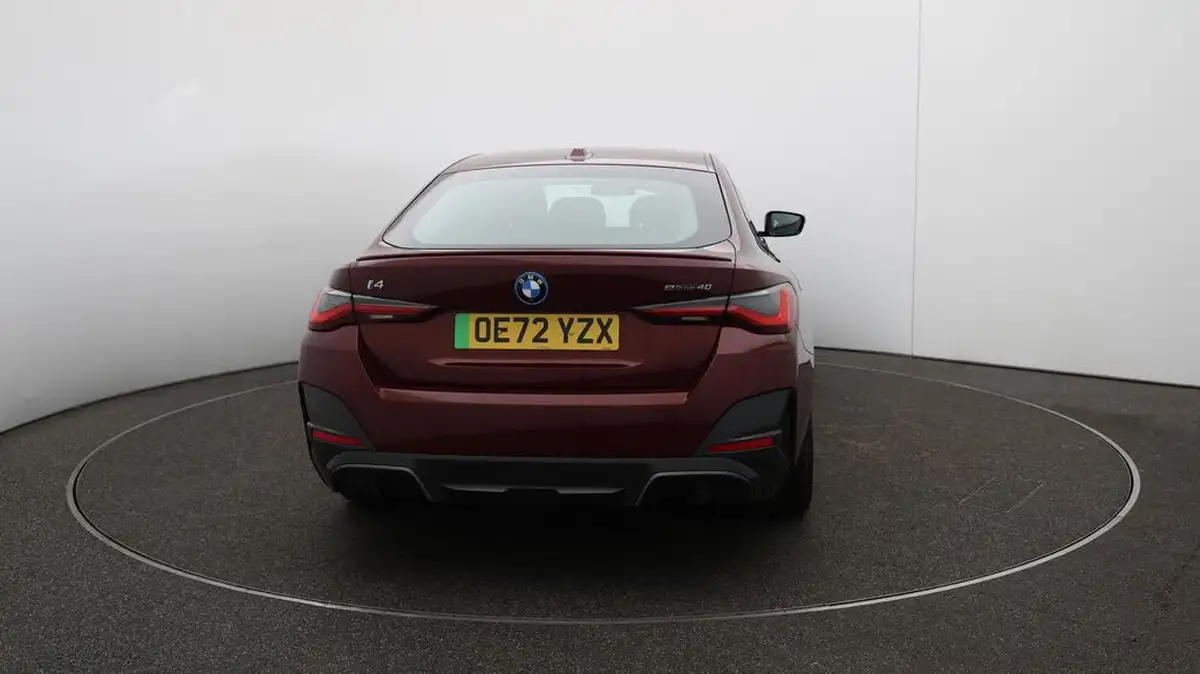 2022-bmw-i4-e-edrive40-m-sport-big-59