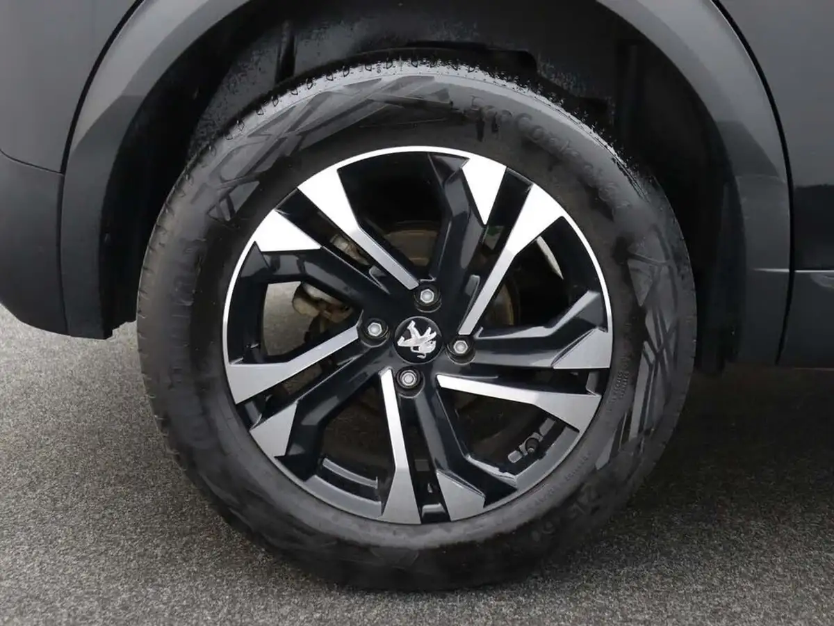 2022-peugeot-2008-suv-12-puretech-allure-premium-100bhp-big-6
