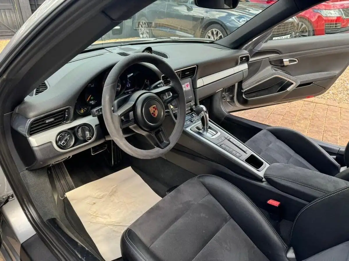 2017-porsche-911-40-gt3-pdk-big-8