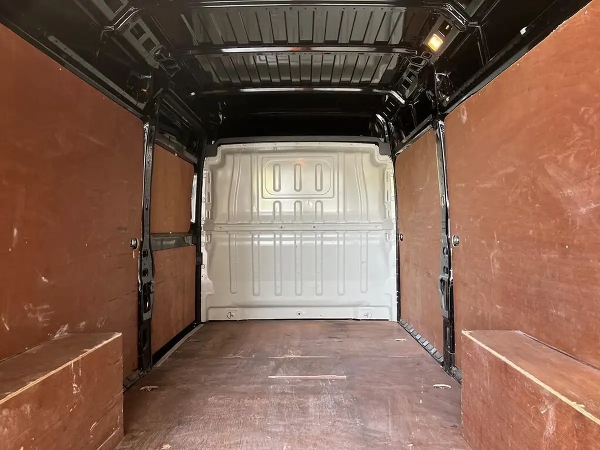 2022-citroen-relay-22bluehdi-35-l3h2-enterprise-panel-big-6