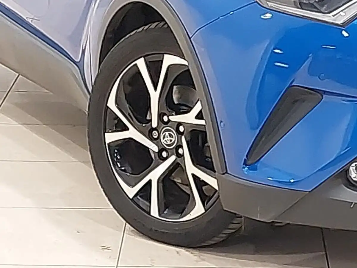 2018-toyota-c-hr-18-vvt-i-dynamic-big-8