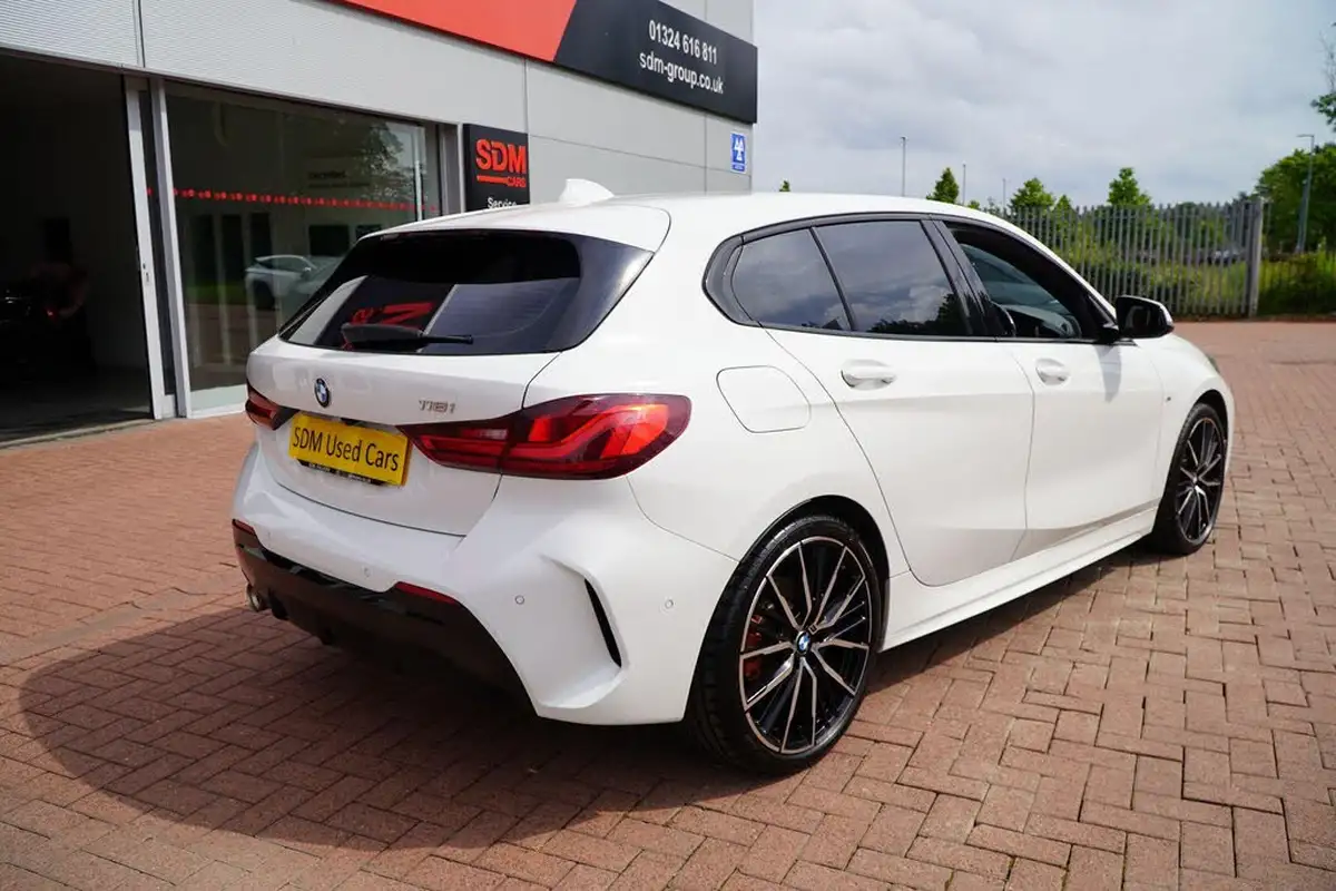 2021-bmw-1-series-15-118i-m-sport-big-15