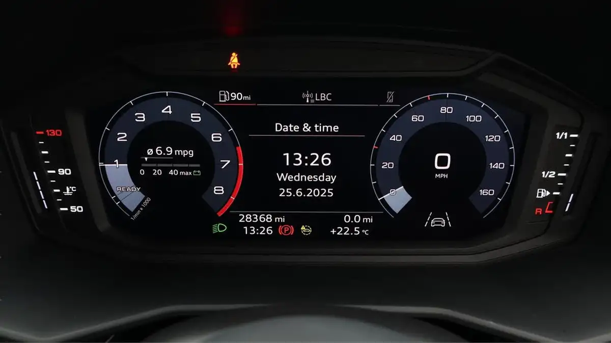 2023-audi-a1-10-25-tfsi-technik-big-10