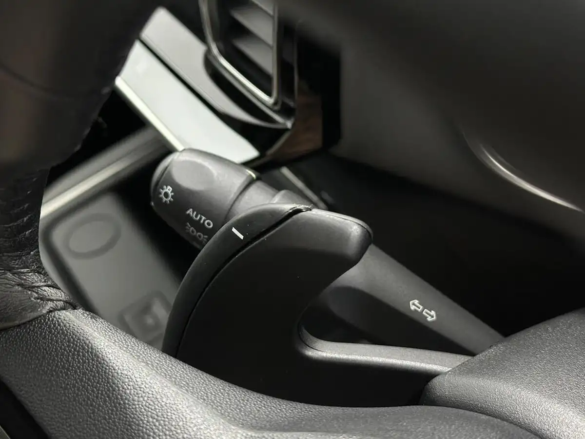 2020-citroen-c5-aircross-15bluehdi-flair-eat8-big-11