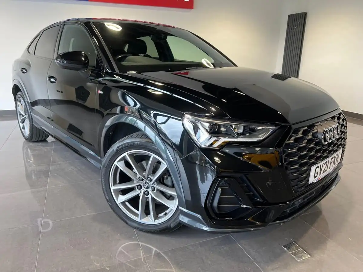 2021-audi-q3-15-35-tfsi-black-edition-cod-sportback-s-tronic-big-2