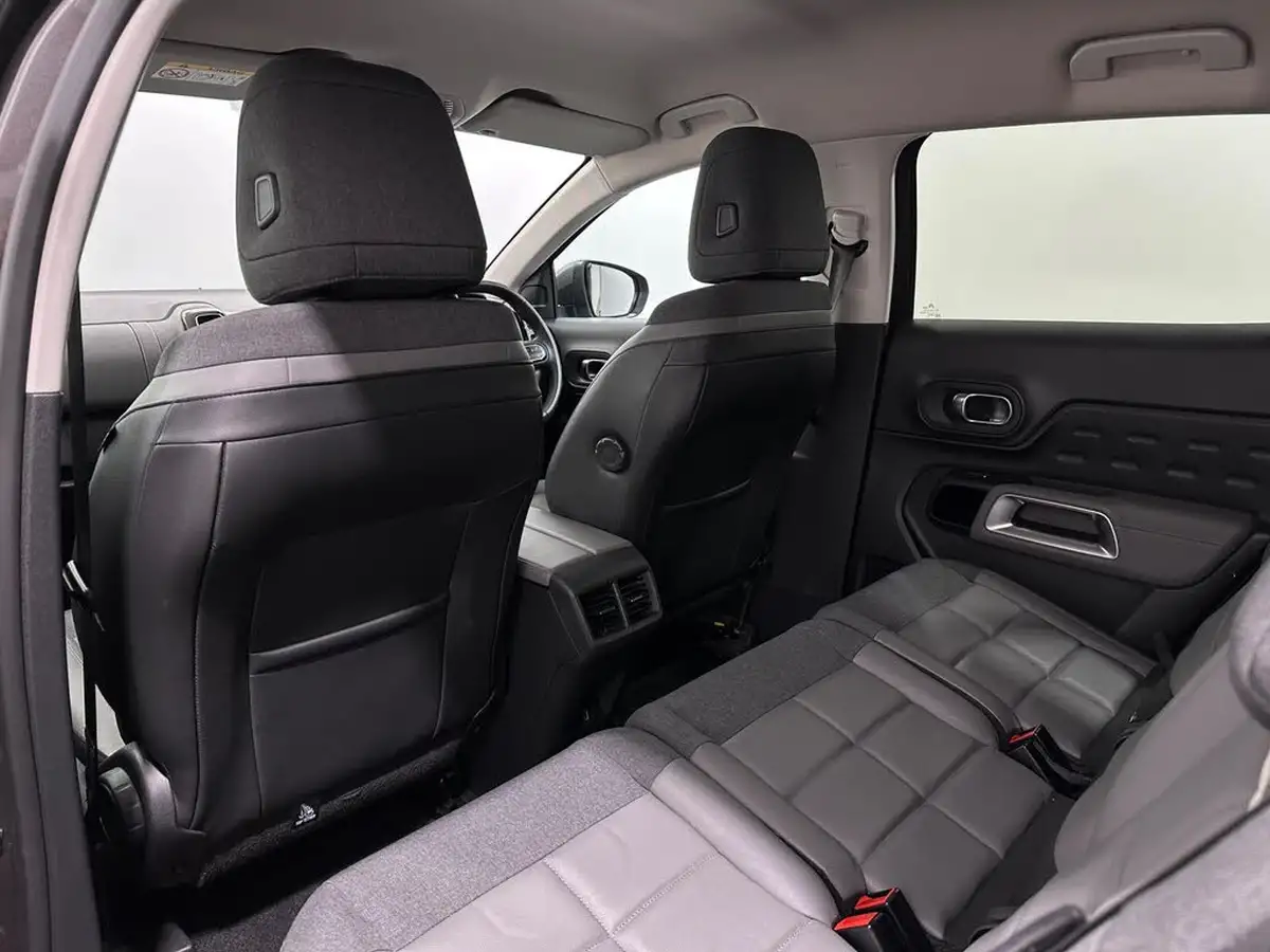 2020-citroen-c5-aircross-15bluehdi-flair-eat8-big-35