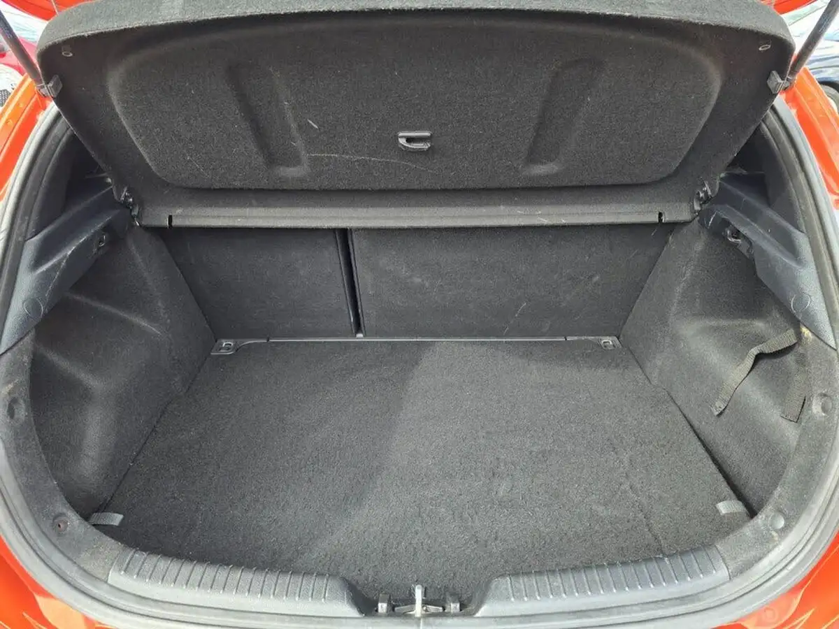 2014-kia-pro-ceed-16-se-dct-big-23