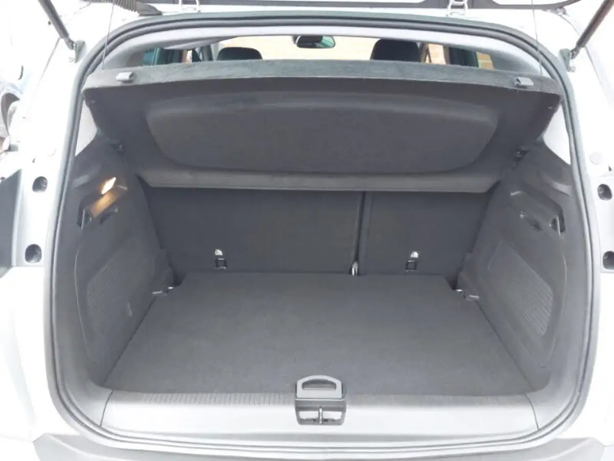 2023-vauxhall-crossland-12-gs-130ps-auto-big-7