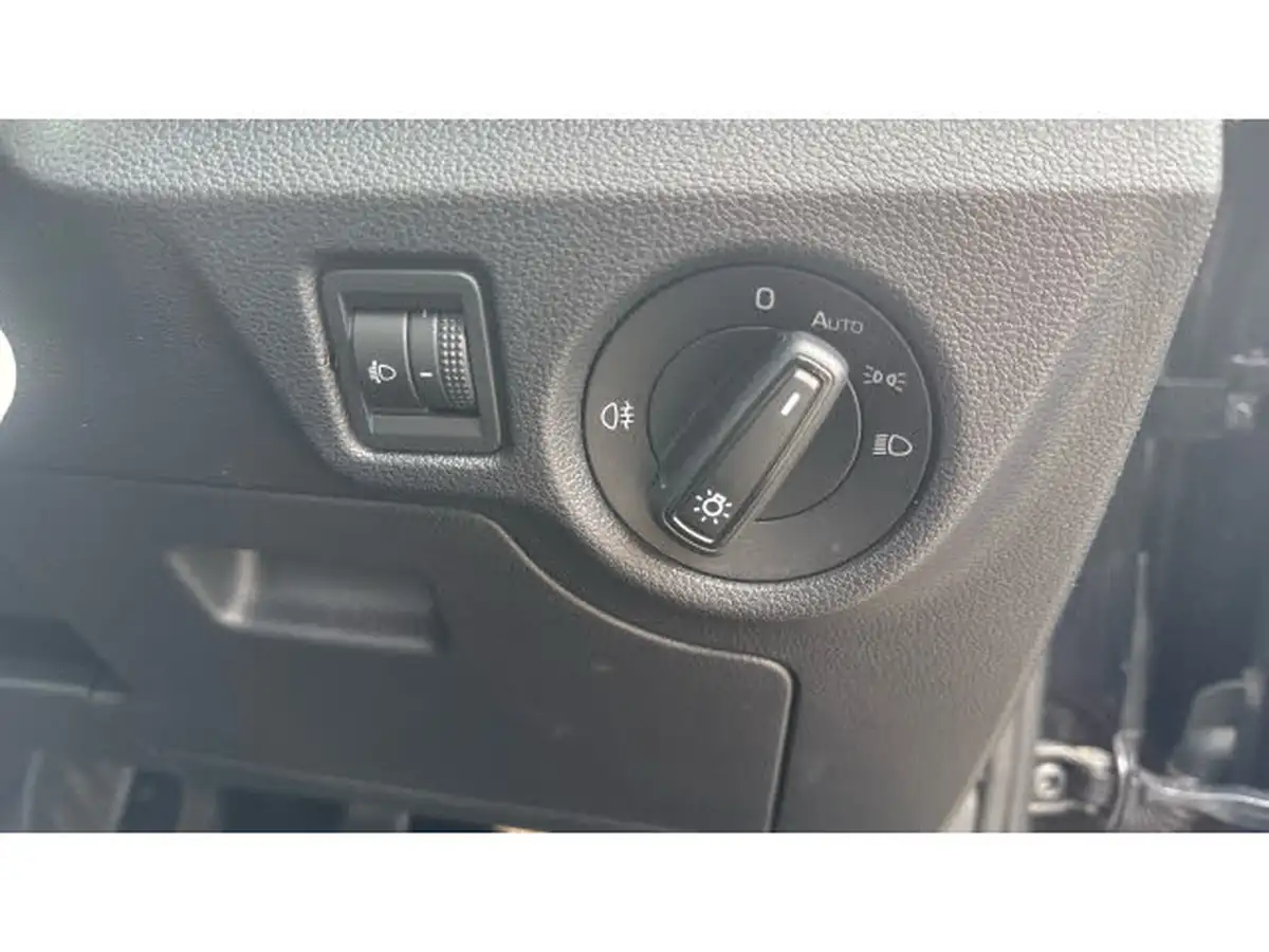 2021-skoda-kamiq-10-tsi-se-109ps-big-28