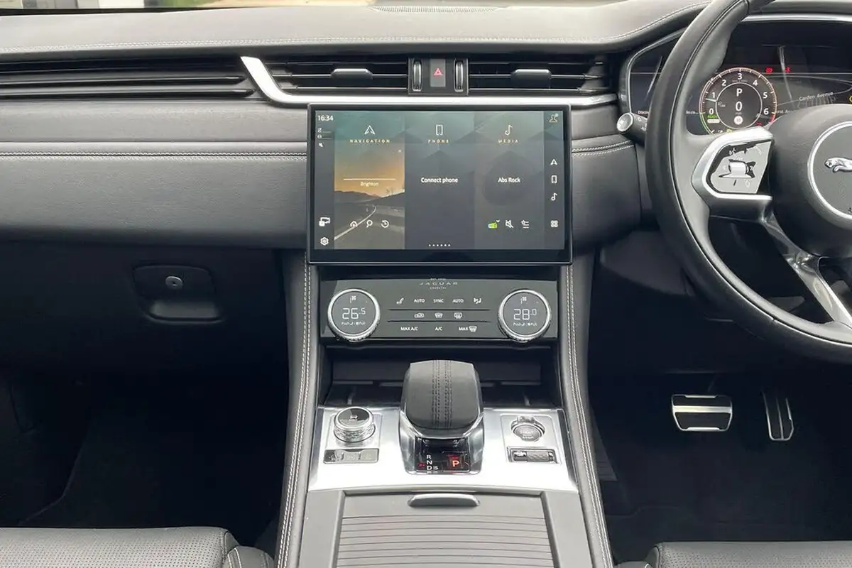 2023-jaguar-f-pace-20-p250-r-dynamic-hse-black-big-46