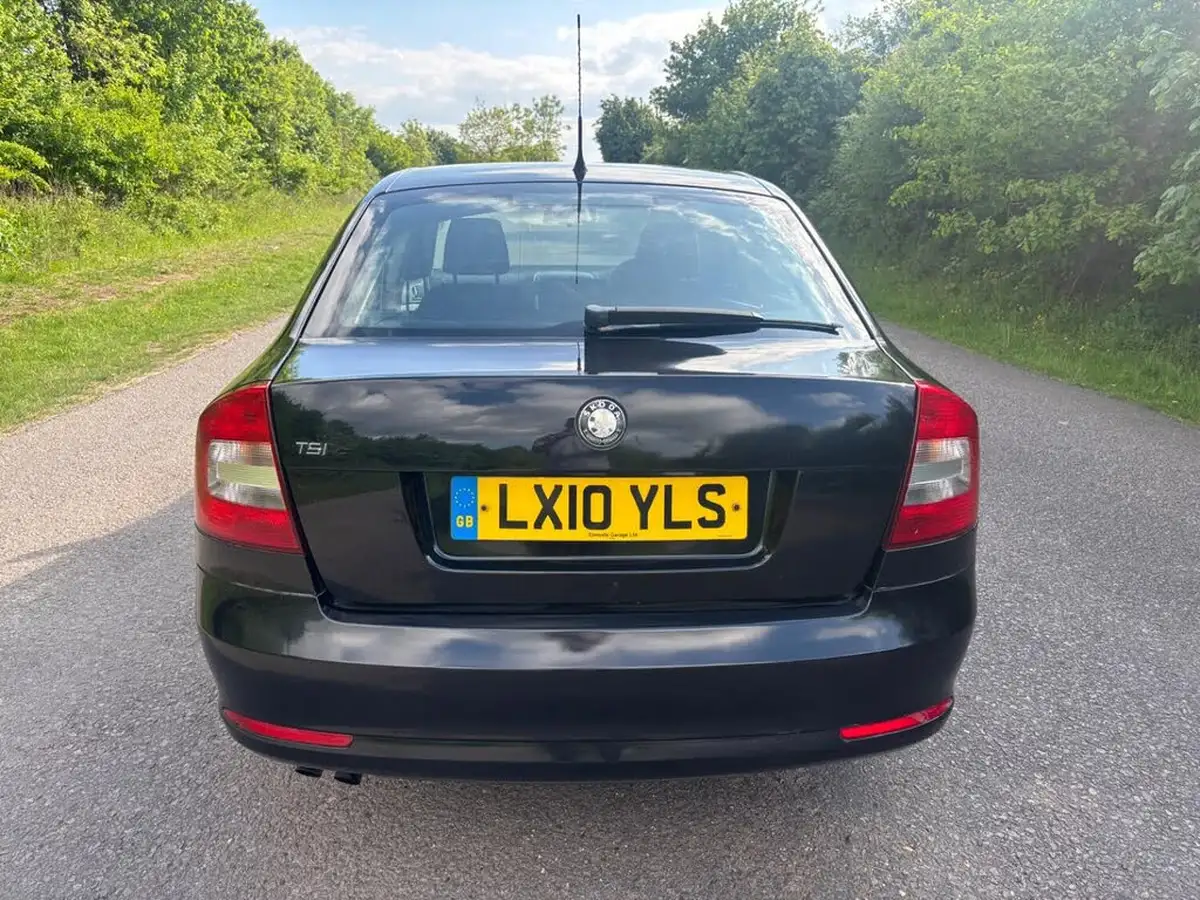 2010-skoda-octavia-14-se-tfsi-122bhp-hatchback-big-10