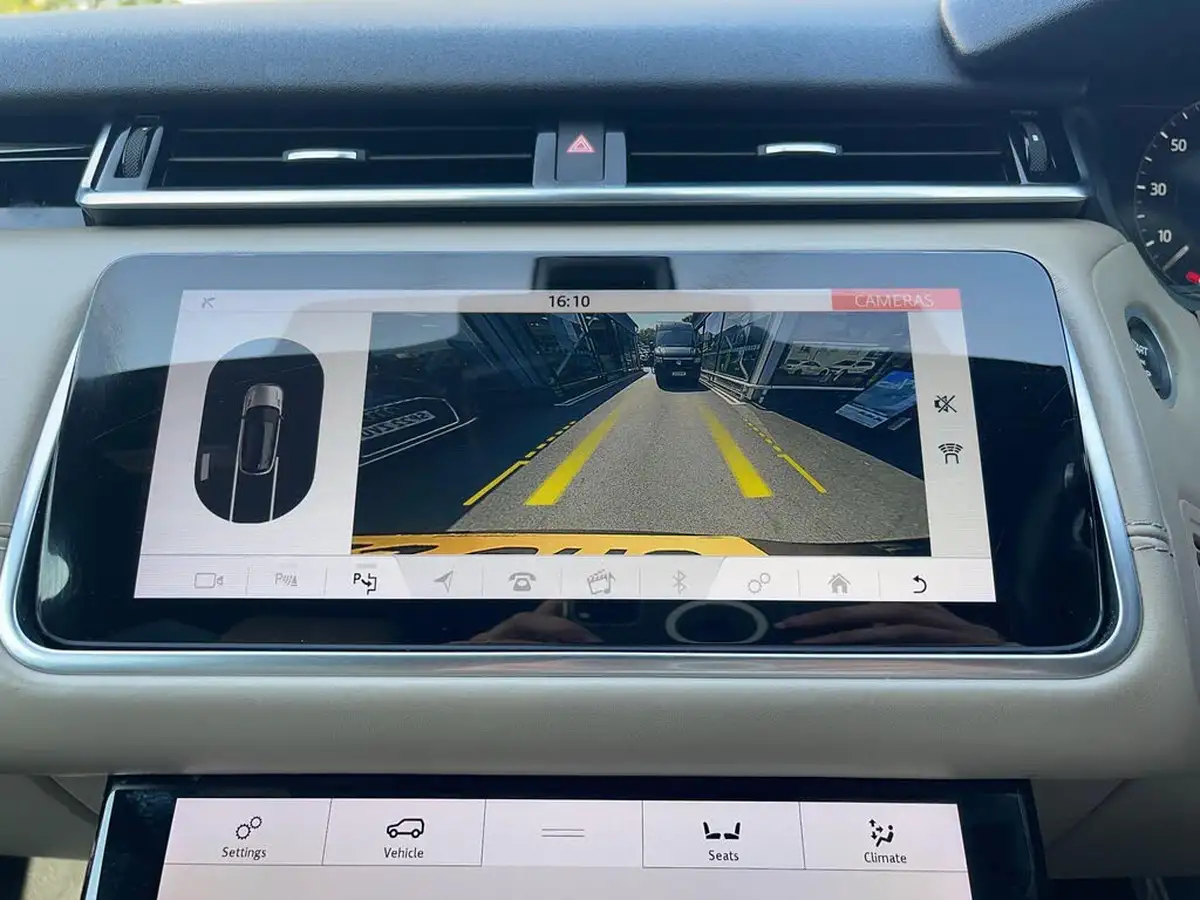 2019-land-rover-range-rover-velar-20-d180-r-dynamic-hse-big-55