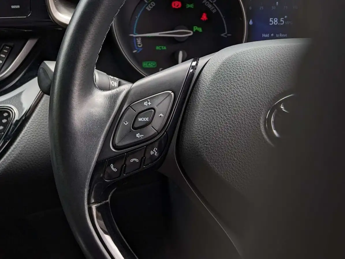 2018-toyota-c-hr-18-vvt-i-excel-big-28