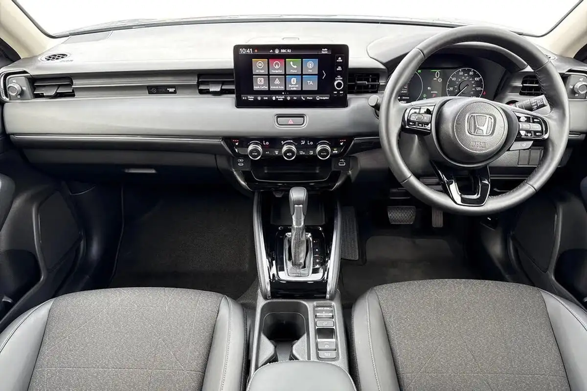 2025-honda-hr-v-15-i-mmd-advance-big-16