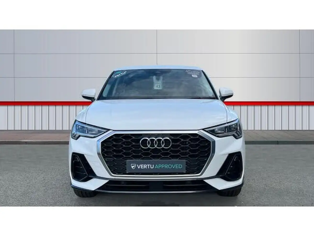 2022-audi-q3-15-35-tfsi-cod-sportback-s-tronic-big-2