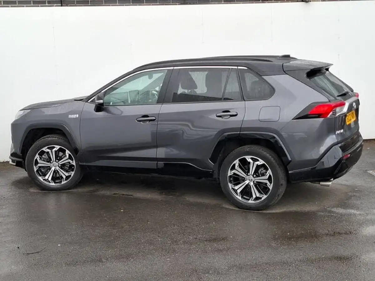 2022-toyota-rav4-25-vvt-i-dynamic-302bhp-plug-in-big-3