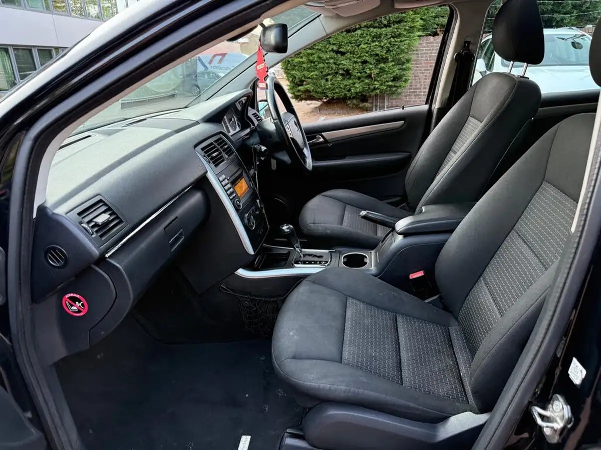 2010-mercedes-benz-b-class-15-b160-se-cvt-big-32