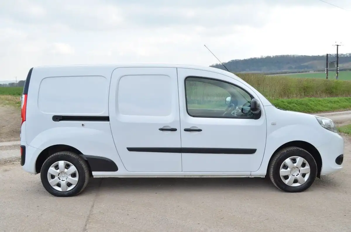 2018-renault-kangoo-maxi-15td-ll21-energy-dci-110-maxi-business-panel-big-1