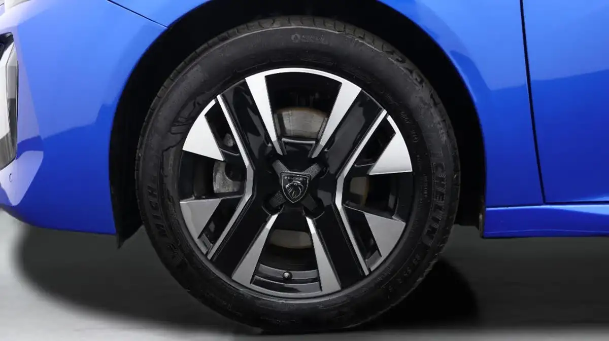 2024-peugeot-208-12-puretech-allure-big-29