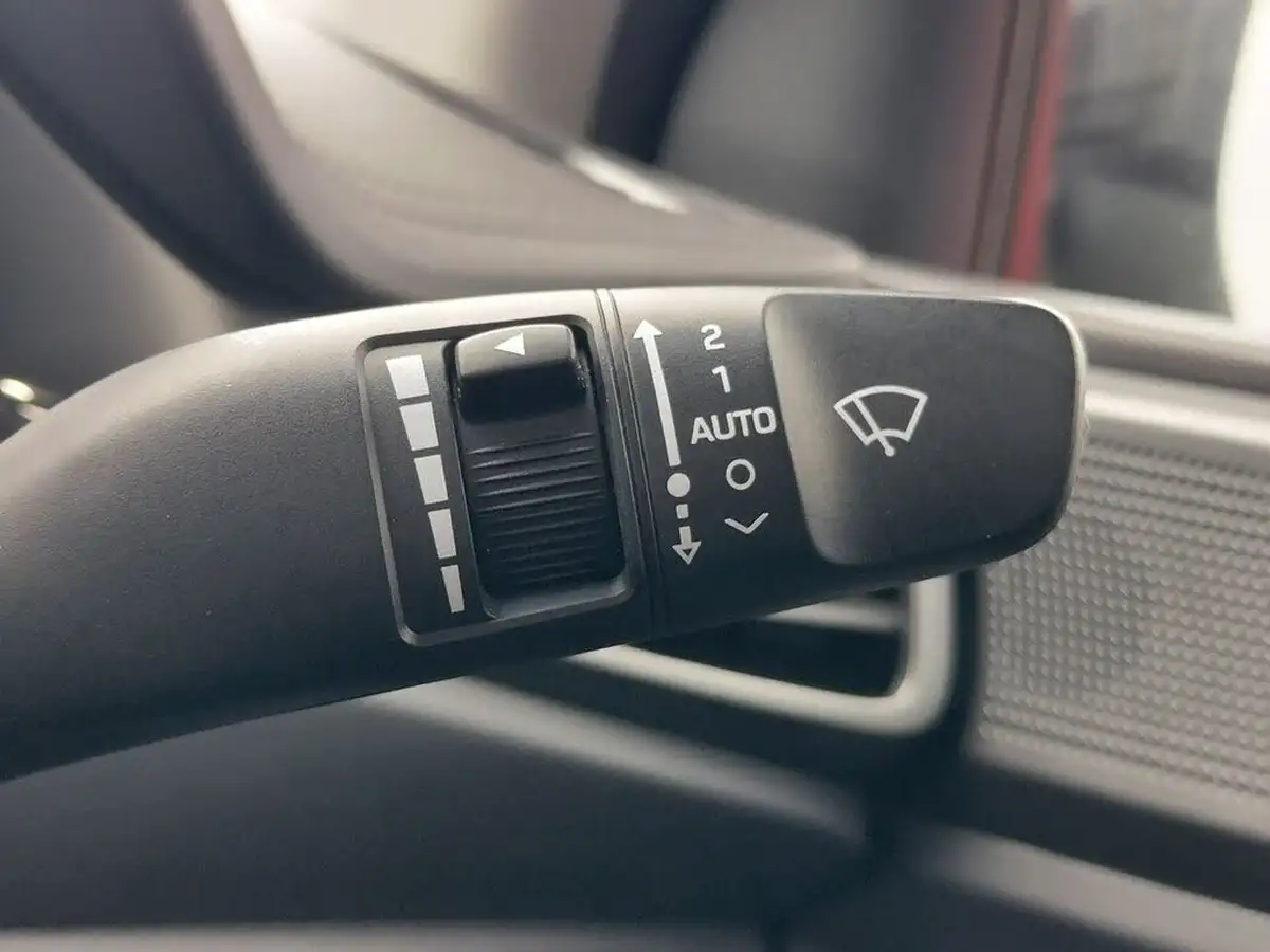 2020-hyundai-kona-e-premium-136ps-39kwh-big-42