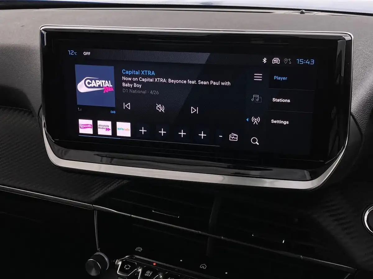 2024-peugeot-2008-suv-12-puretech-allure-130ps-eat8-big-10